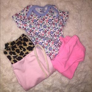 Baby girl  clothes 0-3 months